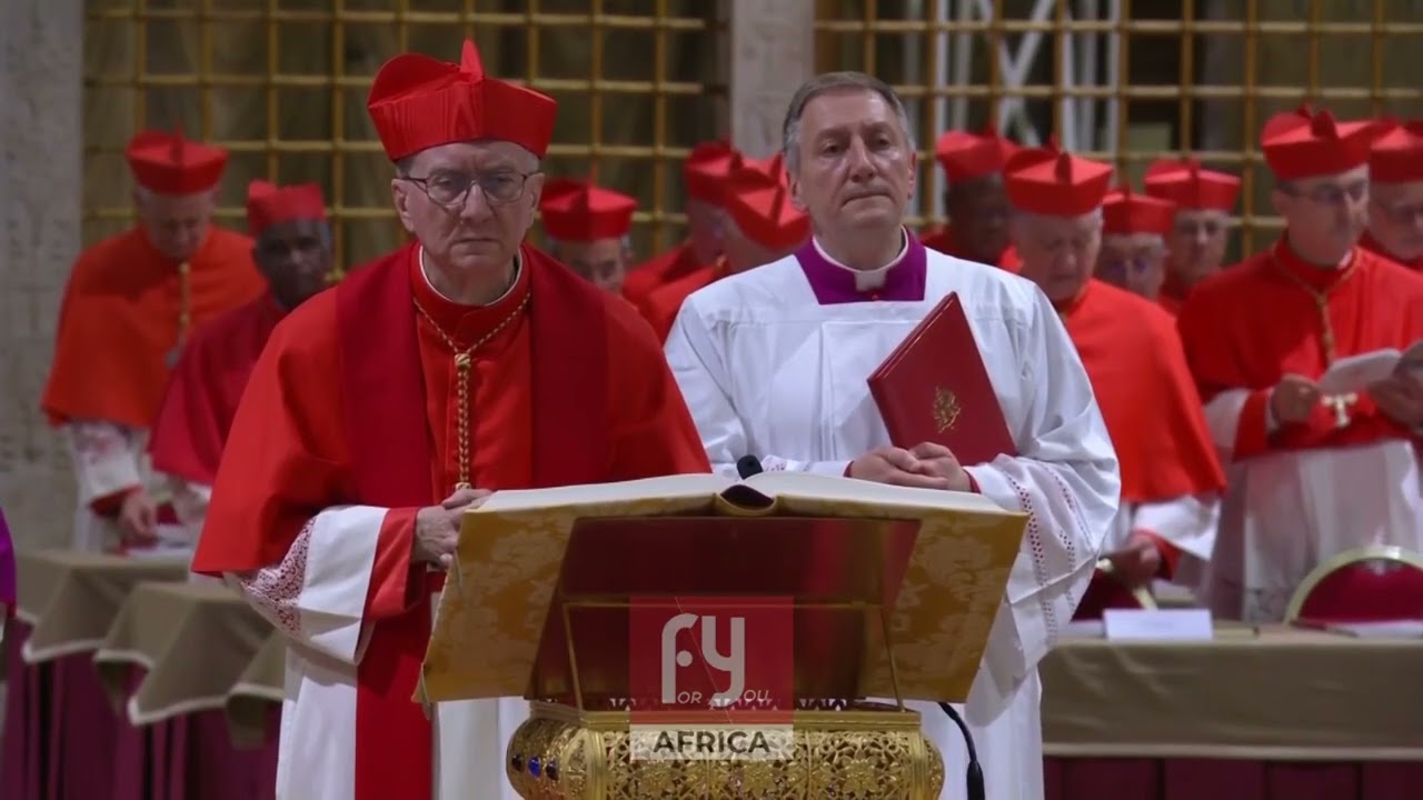 Début du conclave   Les portes de la chapelle Sixtine sont fermées alors que les cardinaux votent po