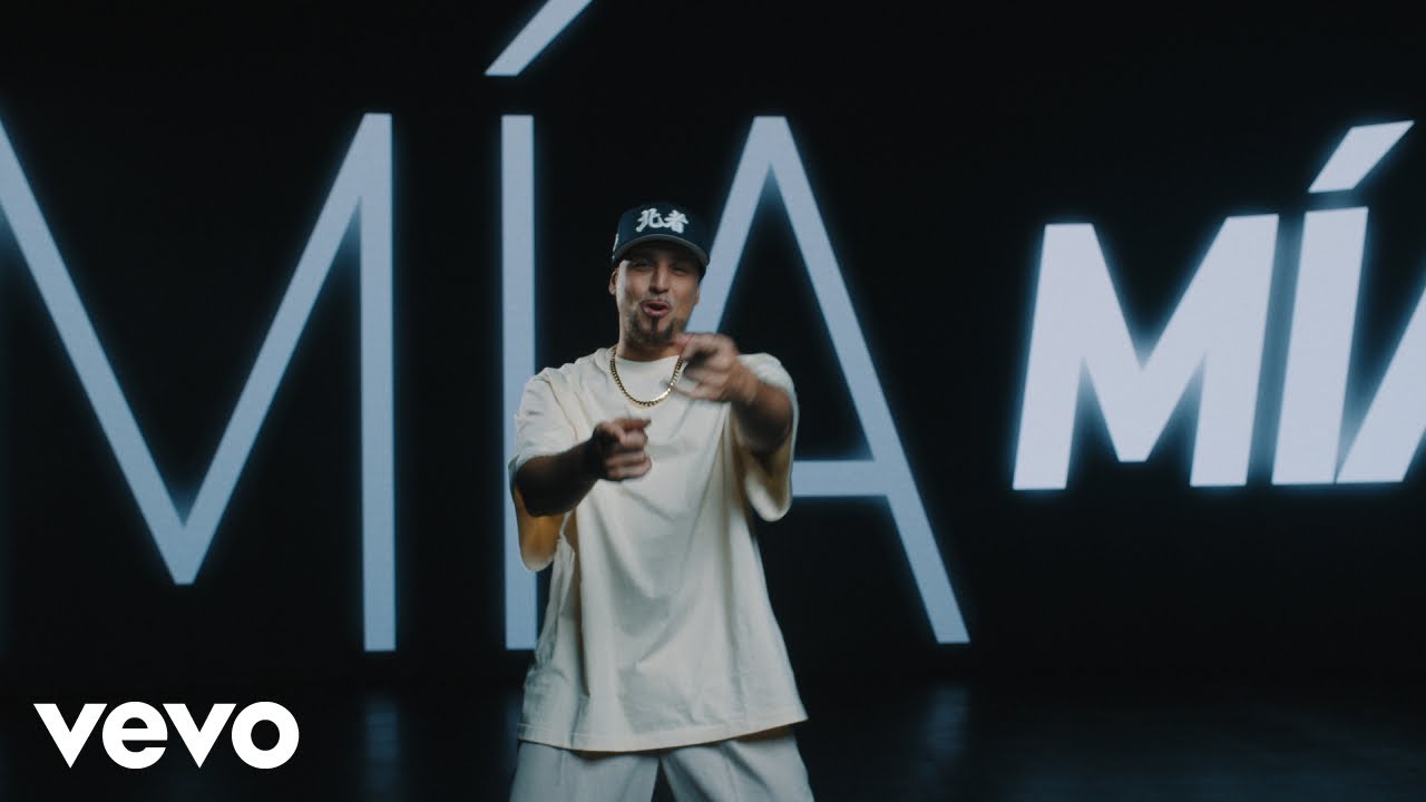 Dante Spinetta, De La Ghetto - Mia Mia (Official Visualizer)