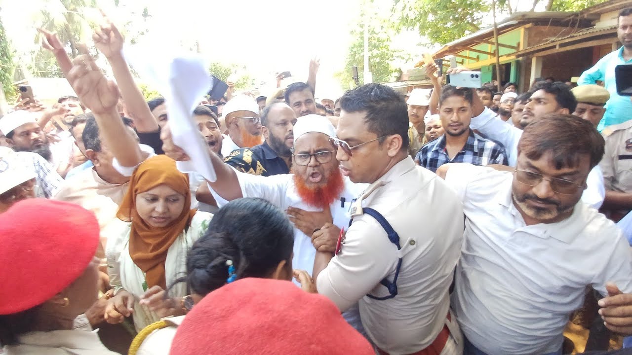 আৰক্ষী বিধায়কৰ তৰ্ক বিতৰ্ক। পাইকানৰ উচ্ছেদস্থলীত প্ৰৱেশত বাধা এ আই ইউ ডি এফৰ বিধায়কক। চাওক সবিশেষ ।