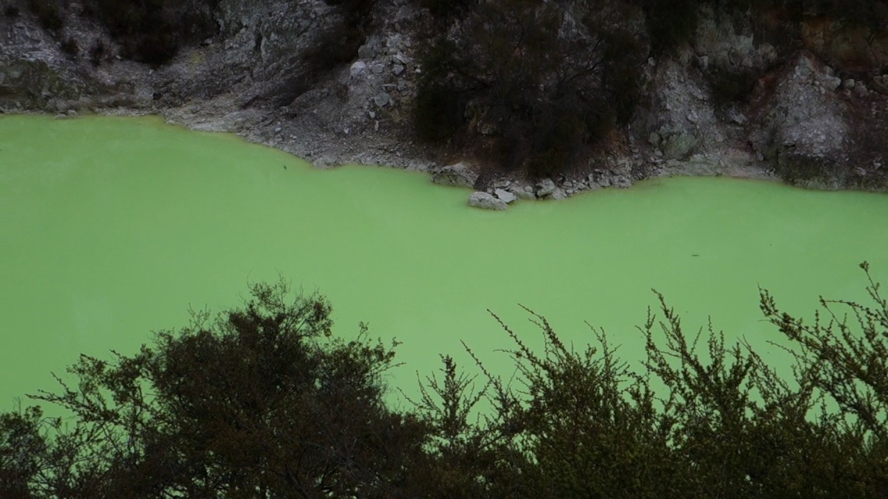Devil's Bath - A Sulfur Lake