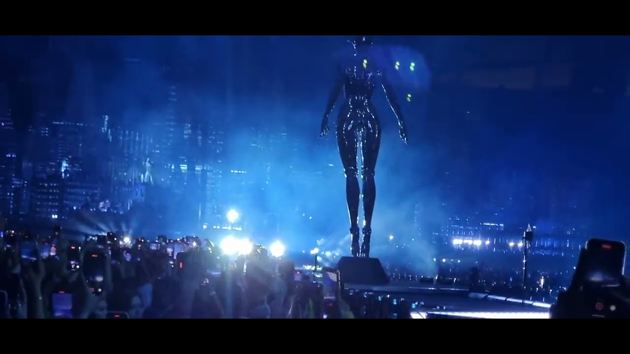 THE WEEKND ~ Creepin' (Etihad Stadium, Manchester, UK) 10.06.23