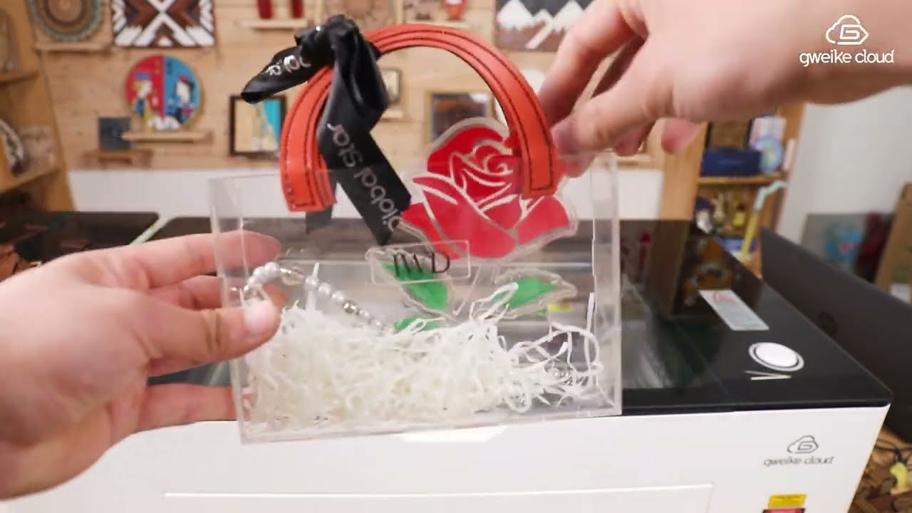 Gweikecloud Laser cutter & engraver  for International Women's Day