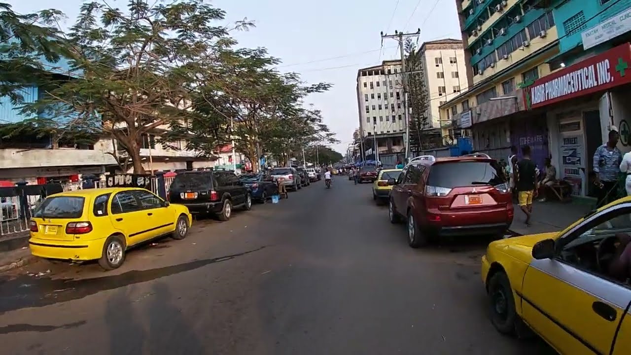 MONROVIA, LIBERIA 2022 A WALK ON BROAD STREET (RAW FOOTAGE - PART 1)