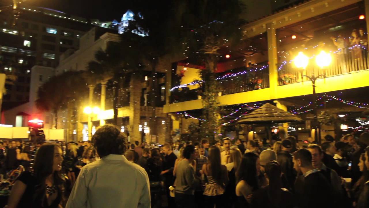 NYE 2013 at Wall St. Plaza
