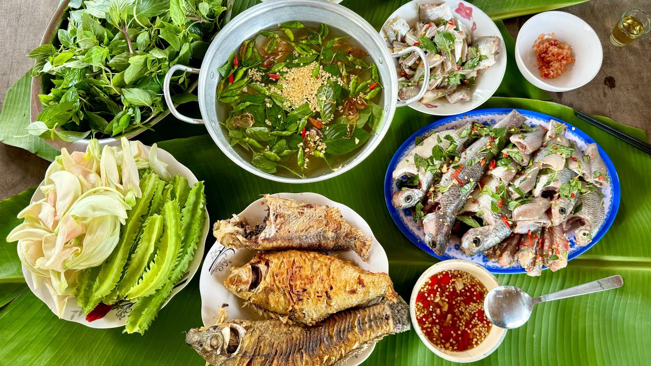 Đặc Sản Đồng Quê , Mớ Cá Hủn Hỉn Nấu Lẩu Chua Lá Quế Nhậu '' Lai Rai '' | TQMT #383