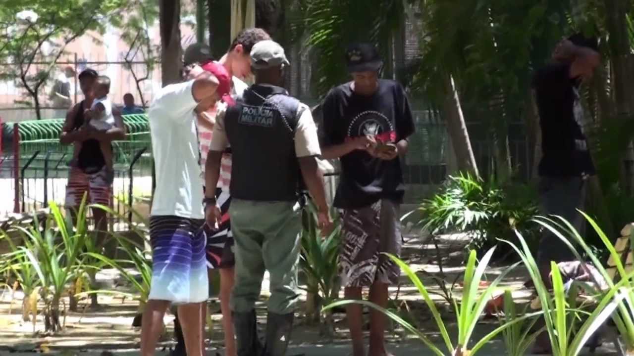 RONDA DA MACONHA NO PARQUE 13 DE MAIO.