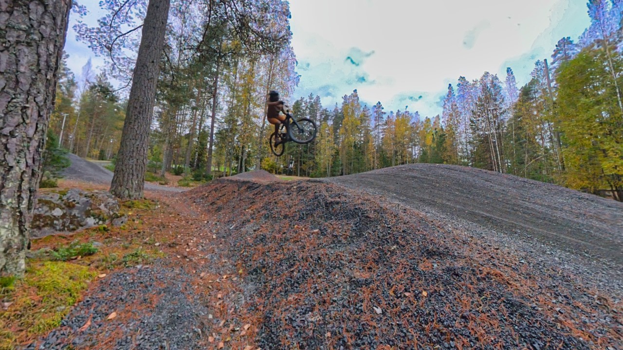 Uusia pomppuja Riihimäellä: Riutta MTB!
