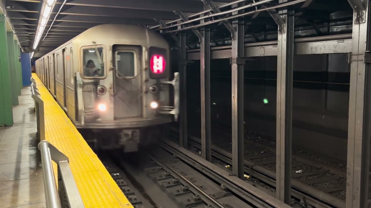 R142 (4) Bypassing & R62 (3) Train Arriving at Nostrand Ave