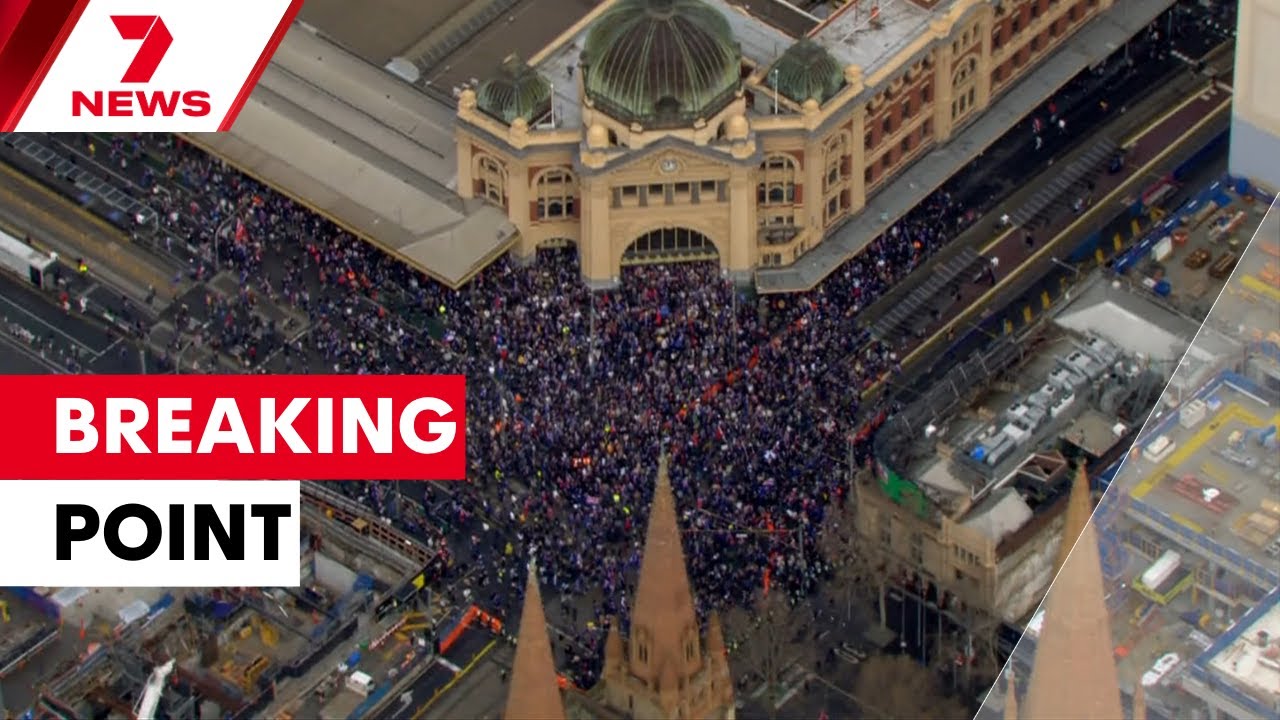 Workers told to stay home as protesters threaten to take over the CBD | 7NEWS
