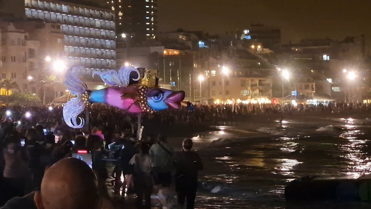 ENTIERRO DE LA SARDINA 2024―PLAYA DE LAS CANTERAS―LAS PALMAS DE GRAN CANARIA 🥰🇮🇨 18―02―2024