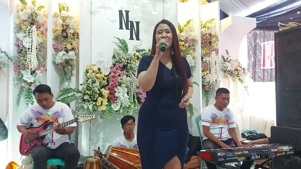 KARANG CINTA //FITRI APRILIA //ROBUSTA MUSIC