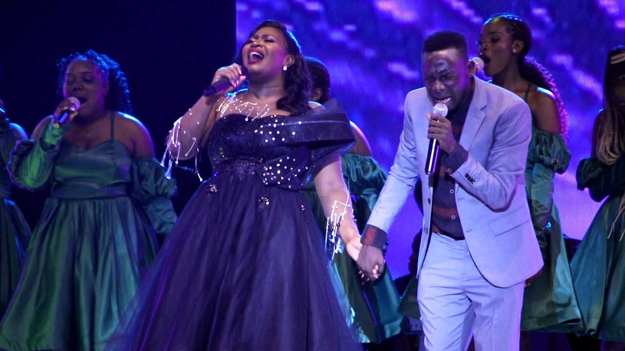 Pastor Justine Nabossa ne Pastor Willison Bugembe  Olikatonda concert