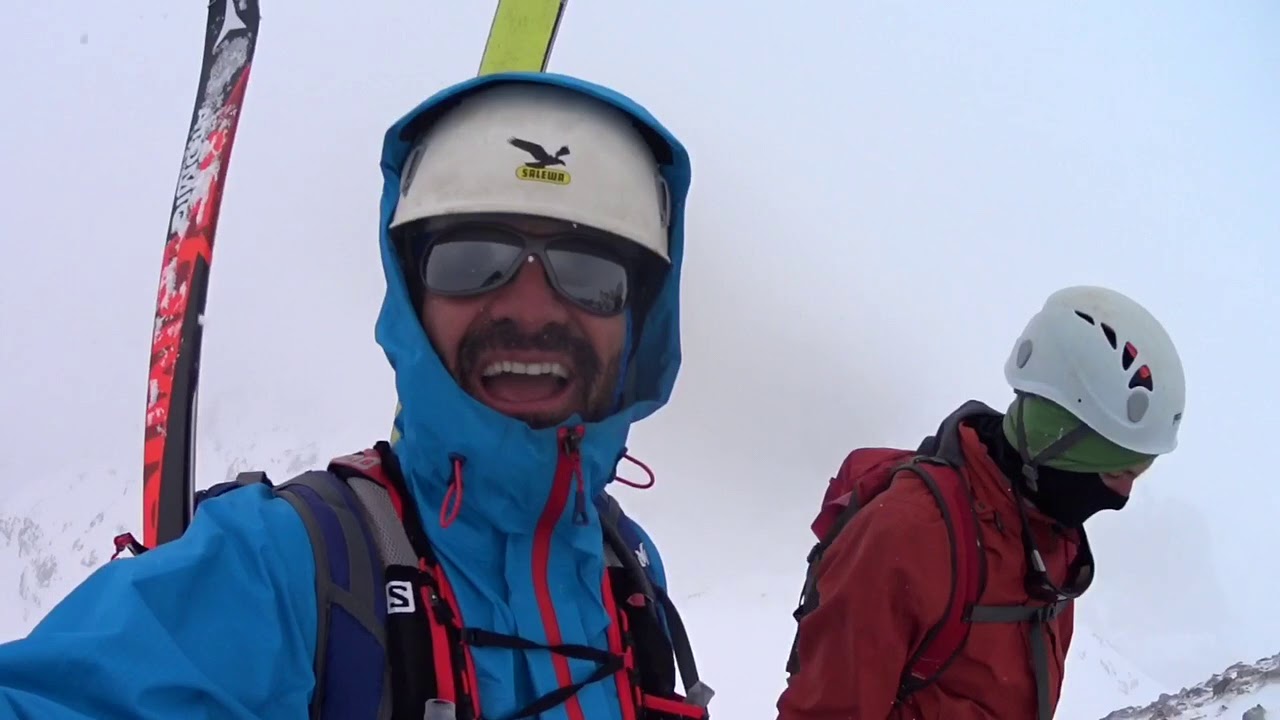 Esquí de montaña-travesía Picos de Europa. Alpinismo invernal La Padiorna