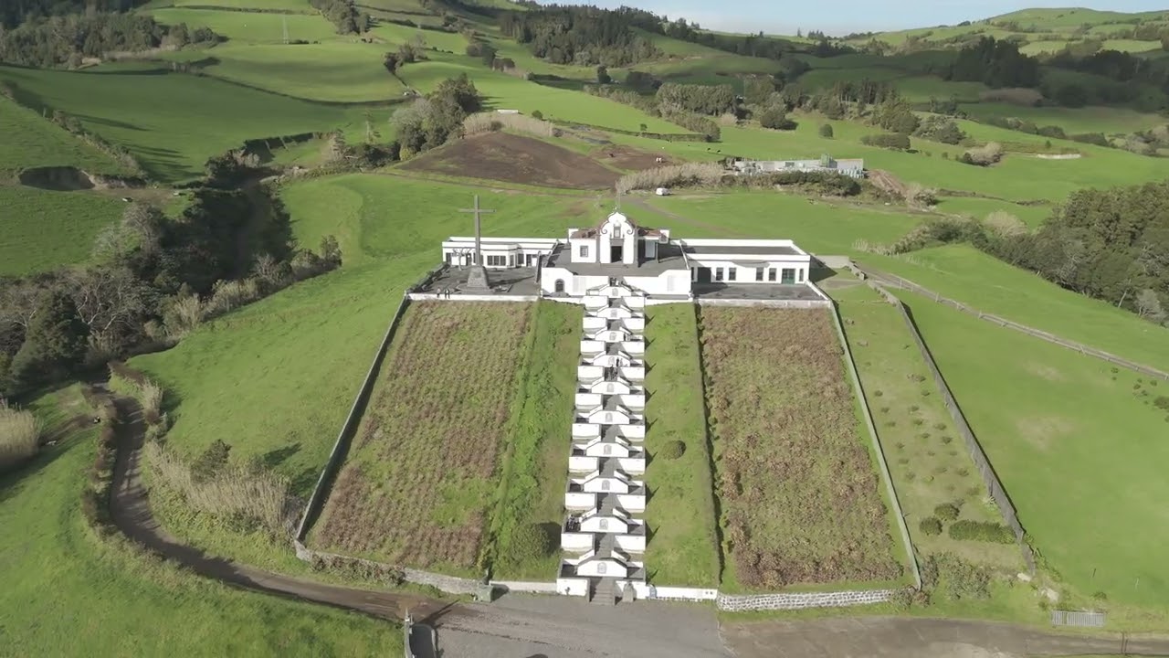 Sao Miguel - Ilhéu de Vila Franca do Campo & Chapel (Sanctuary) of Nossa Senhora da Paz