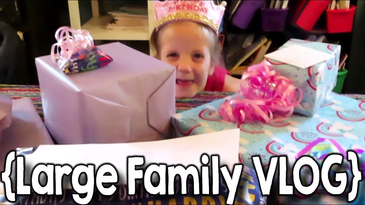 Claudia's 5th Birthday ¦ Pets, Peppa, Pizza and Park ¦ Large Family Vlog
