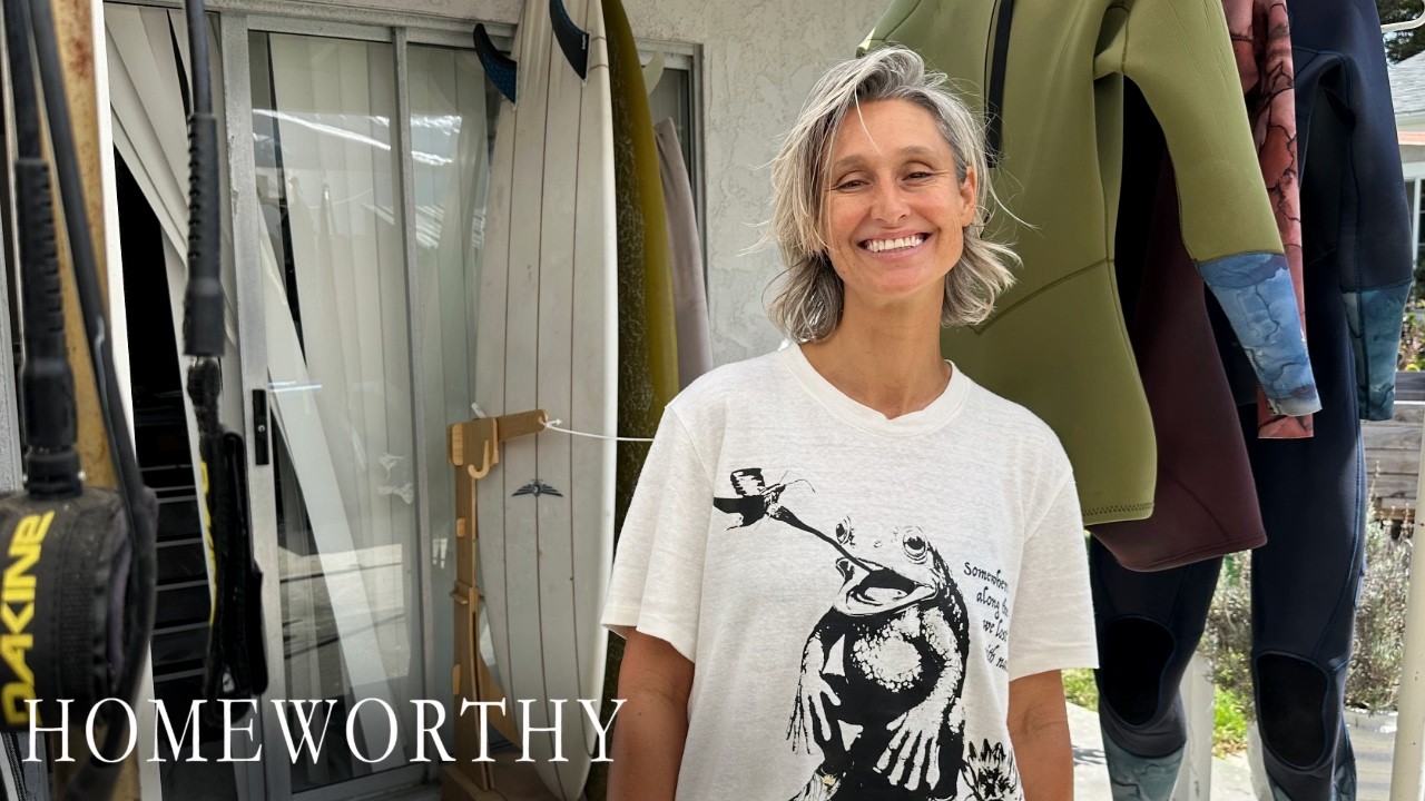 BEACH BUNGALOWS | Pro Surfer Kassia Meador’s Cozy L.A. Home + Van | House Tour