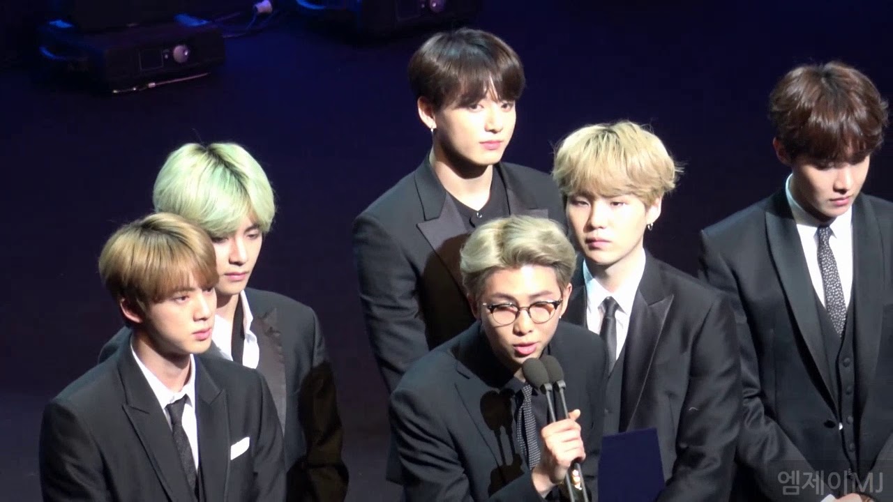 [4K]190226 제6회 이데일리 문화대상 방탄소년단 대상 수상소감+단체사진 촬영 THE 6th EDAILY CULTURE AWARDS(BTS)