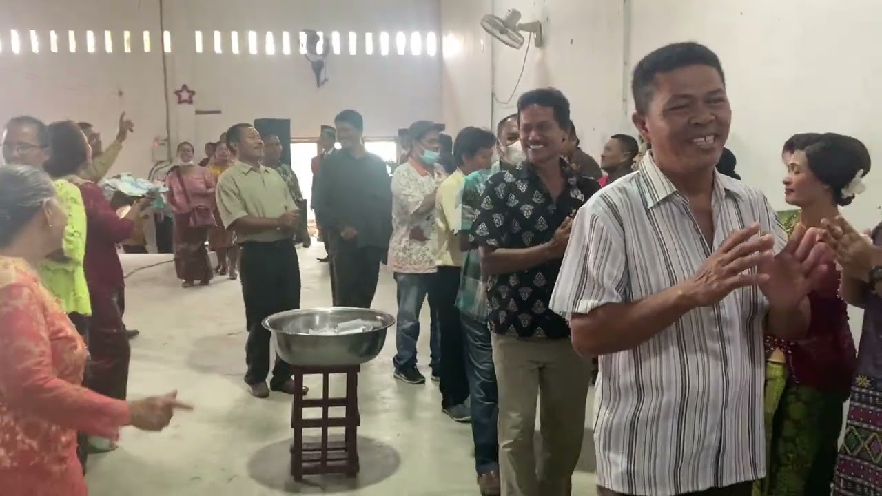 [DVD 2] Adat Sulang Sulang Pahompu Op Rafael Panjaitan / Br. Tampubolon 11 Juni 2022