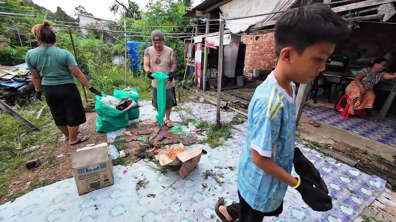 KEMAS BARANG MATERIAL RUMAH BARU DAN HOUSEKEEPING BELAKANG RUMAH // 