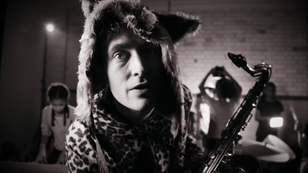 Alabaster dePlume - 'Be Nice To People' (Official Video)