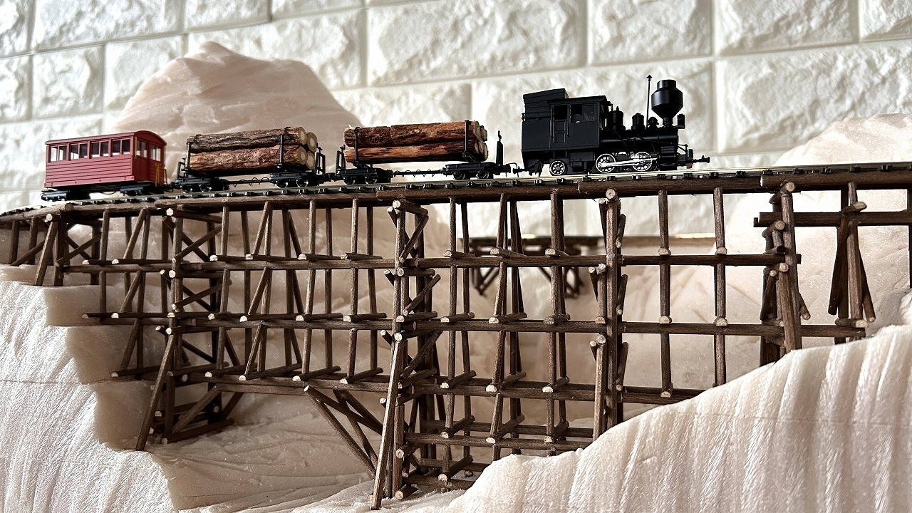 日本の森林鉄道を模型で再現！伝説の五段木橋ミニレイアウト製作【1/87,9mm】
