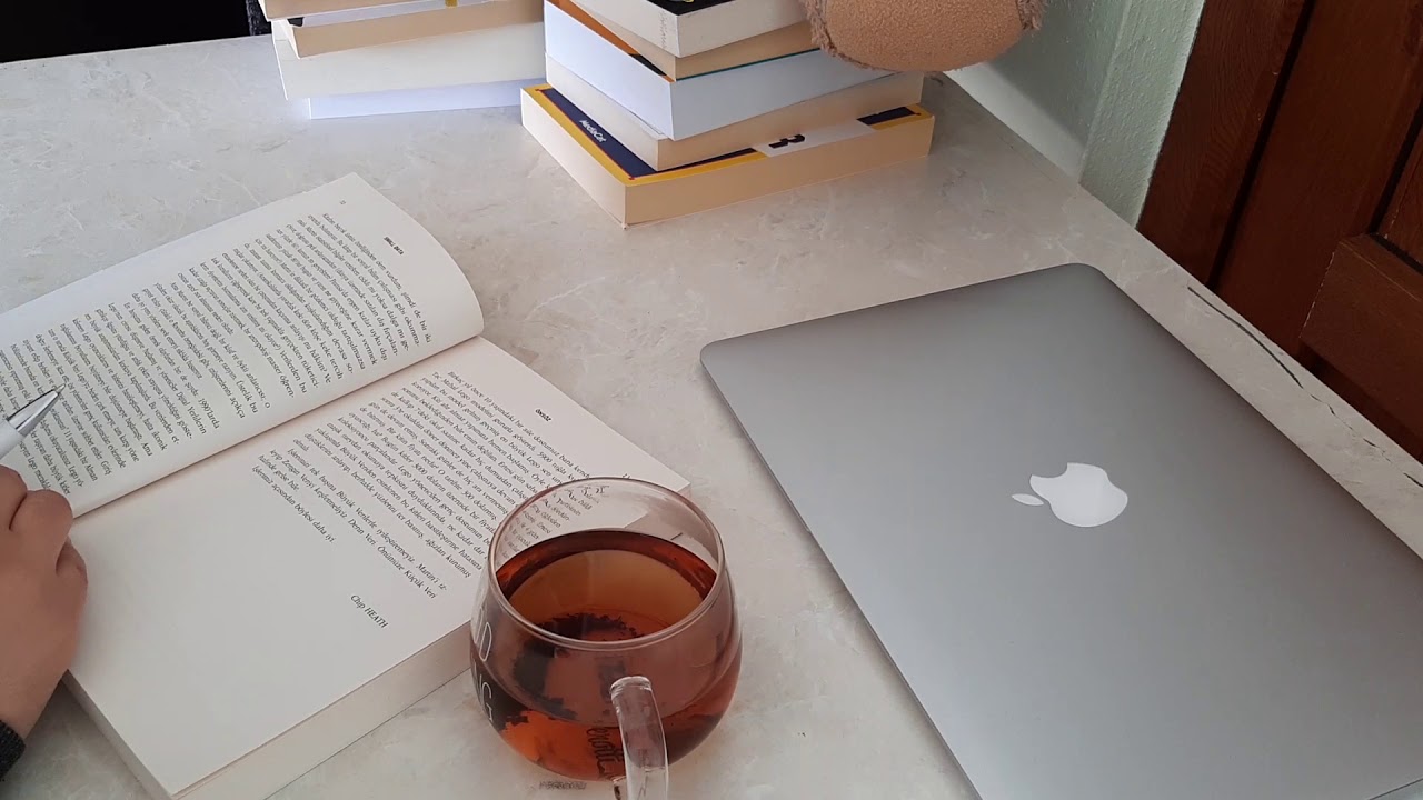 Benimle kitap oku/5  read a book with me/five.اقرأ كتابًا معي.私と一緒に本を読む . 나와 함께 책을 읽어 . 和我一起讀書📚☕