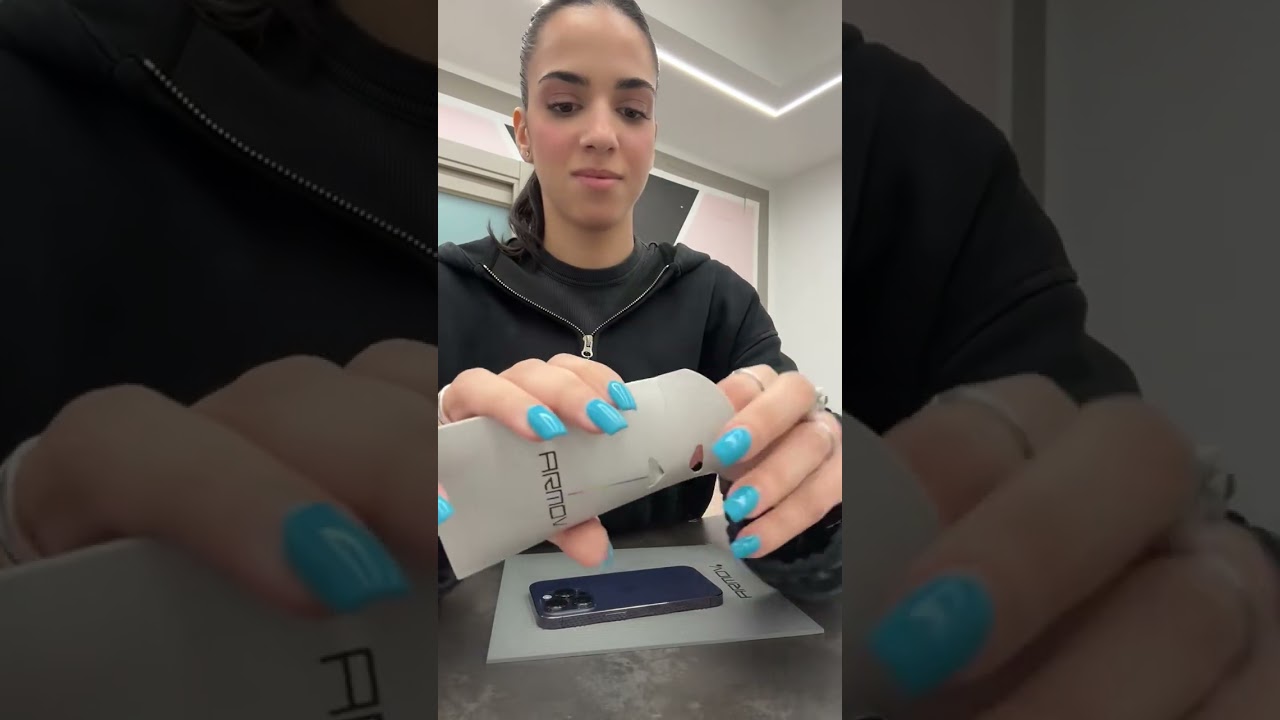 ASMR NEWMARTINA REMOVE TERRIBLE SCREEN PROTECTOR VS TAMAR FIX SCREEN ON IPAD