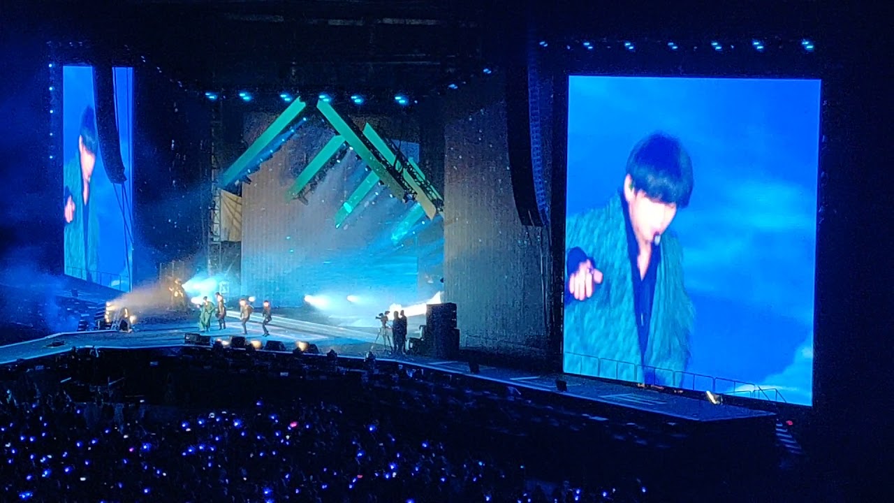 190504 BTS SPEAK YOURSELF Tour at Rose Bowl - Singularity