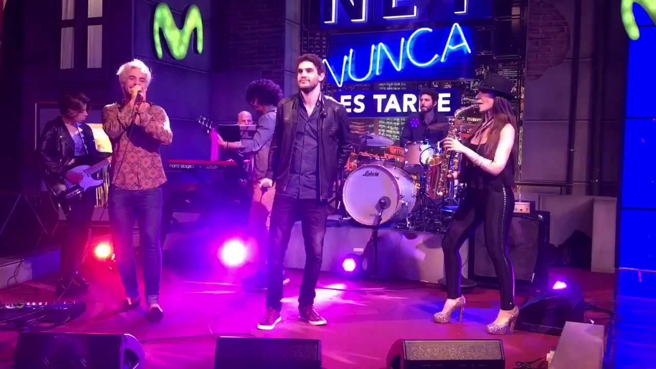 Fer Dente y Matias Mayer cantan "Soy Real" en Nunca es Tarde (12/10/16)