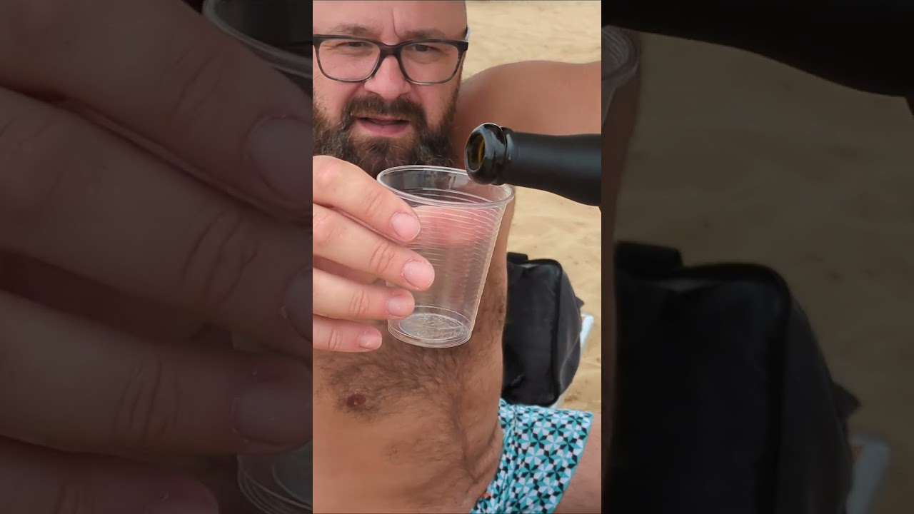 Taste Test! Bere Blondă Imperială din Franța &icirc;n Italia #shorts