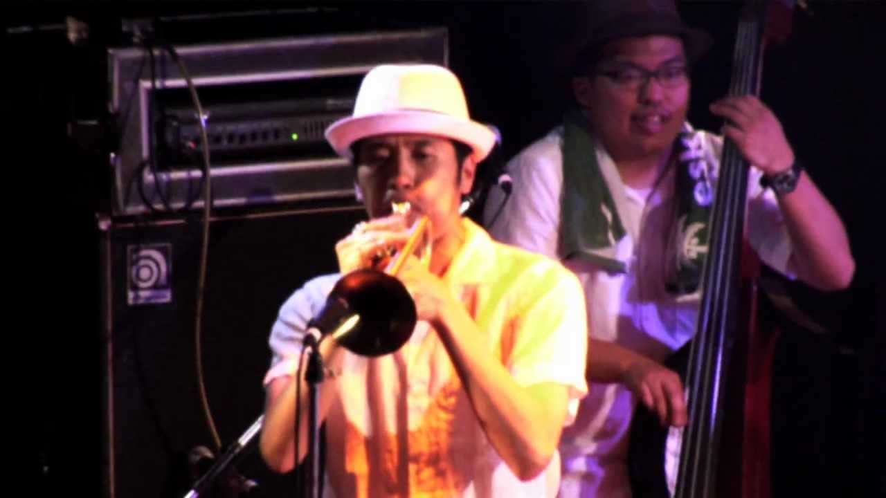 The eskargot miles MINNIE THE MOOCHER