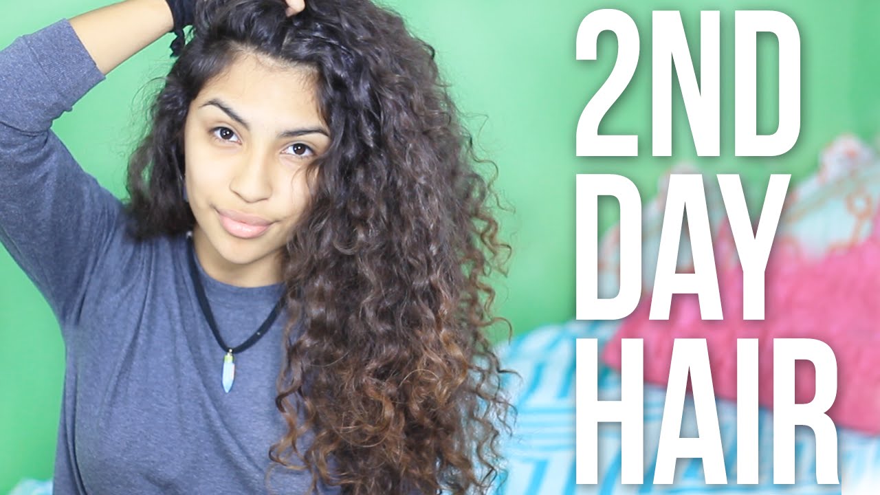How To Refresh Curly Hair
