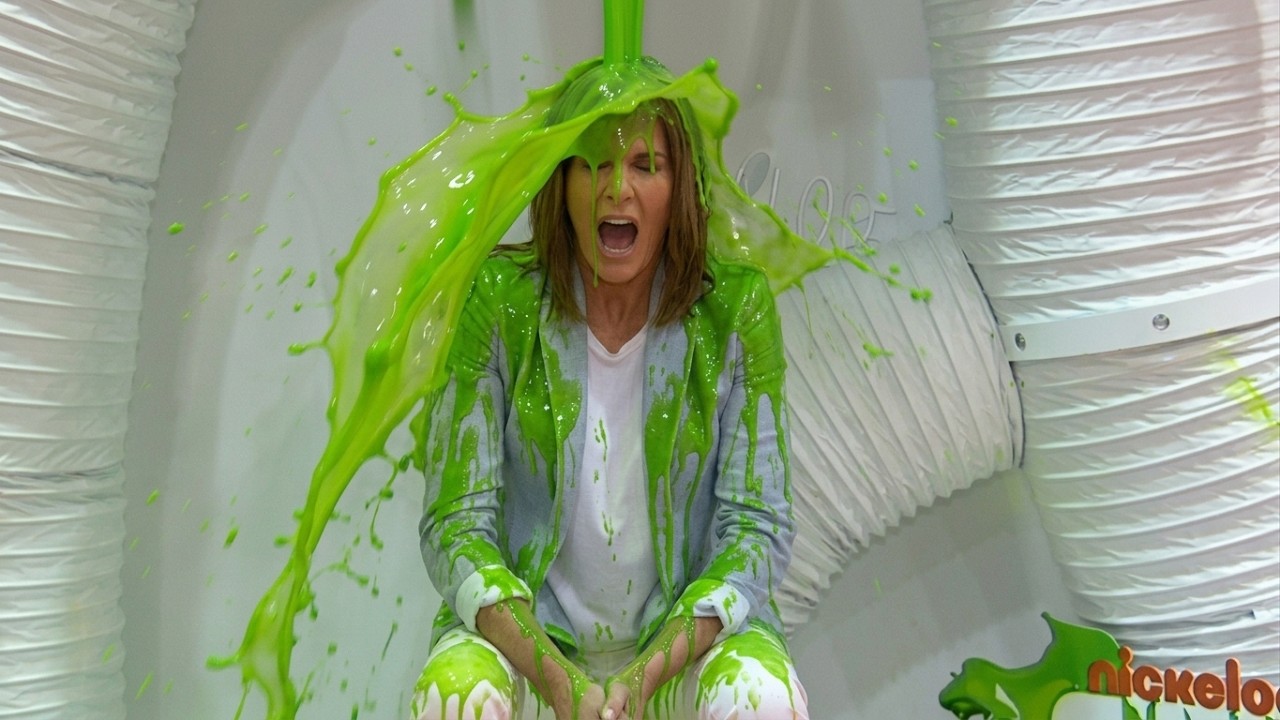 Kylie Gillies Slimed on TV