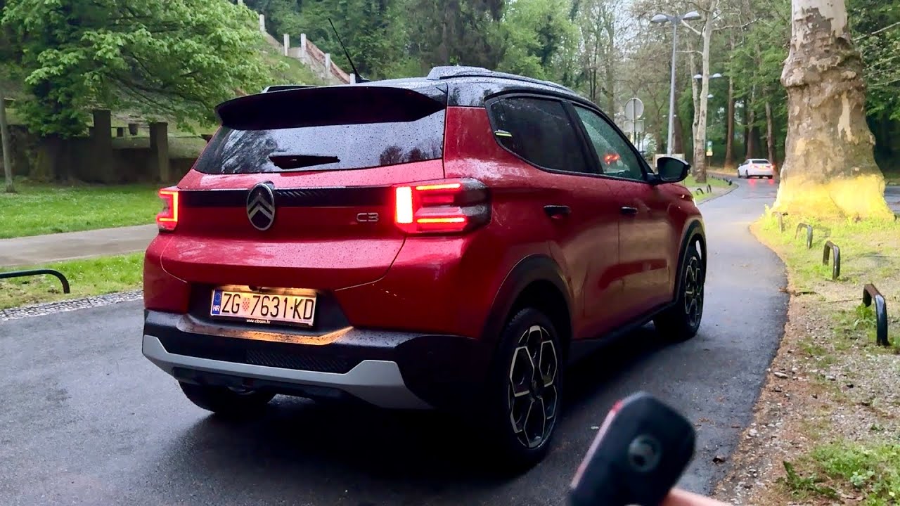 CITROEN C3 petrol 2025 - RAINY EVENING POV test drive TURBO 100, manual