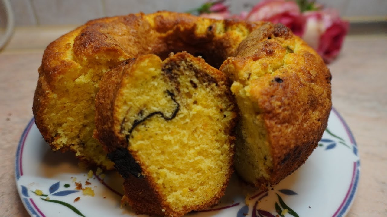 Пухкав кекс с портокал и какао.Ciambella arancia e cacao.