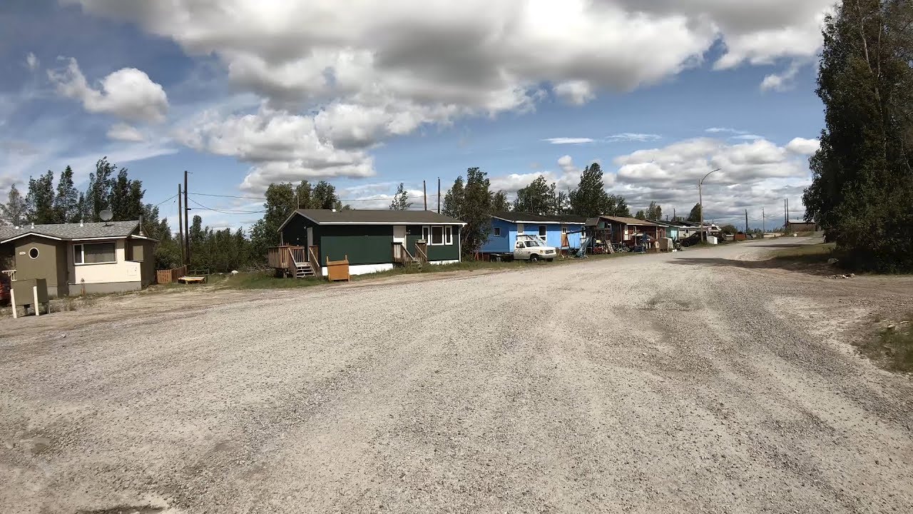 Driving around Edzo (Behchokǫ̀), Northwest Territories
