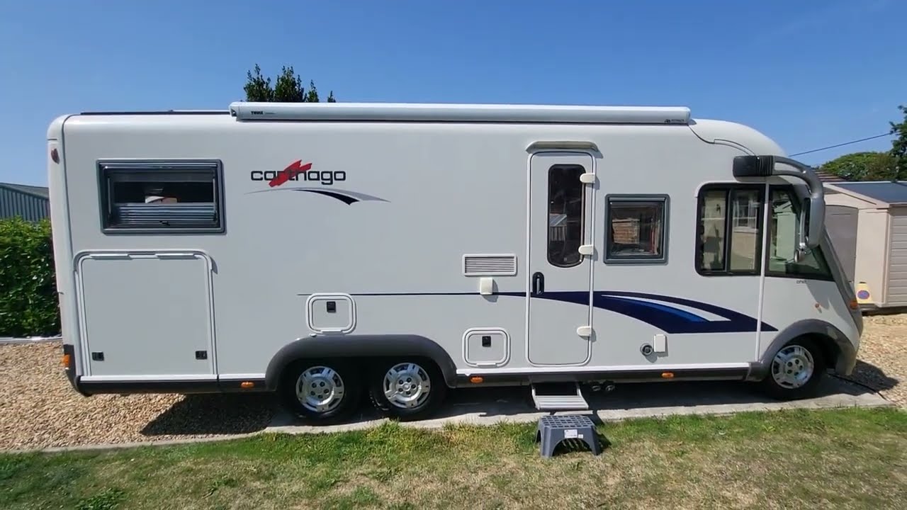 For Sale 2009 Carthago Chic e-Line i 50 4 berth/belts A class 7.89m 5000kgs