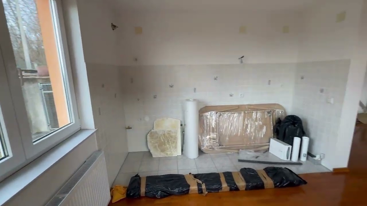 Prekrasan trosoban stan NKP 119,10 M2, dva parking mjesta, natkrivena terasa, vrt, ostava