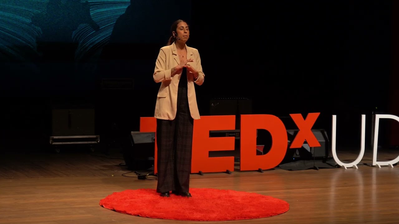 Você sabe quem é sua pessoa preferida no mundo? | Bárbara Marcondes | TEDxUDESC