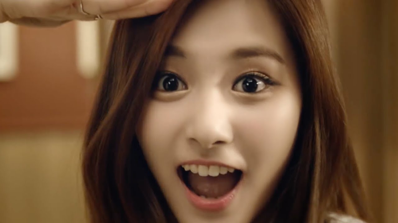 Korean TV CF December, 2015 #2 (TWICE, Tzuyu, Yoo Ahin, AOA, Hyeri, Song Hyekyo, Etc...)