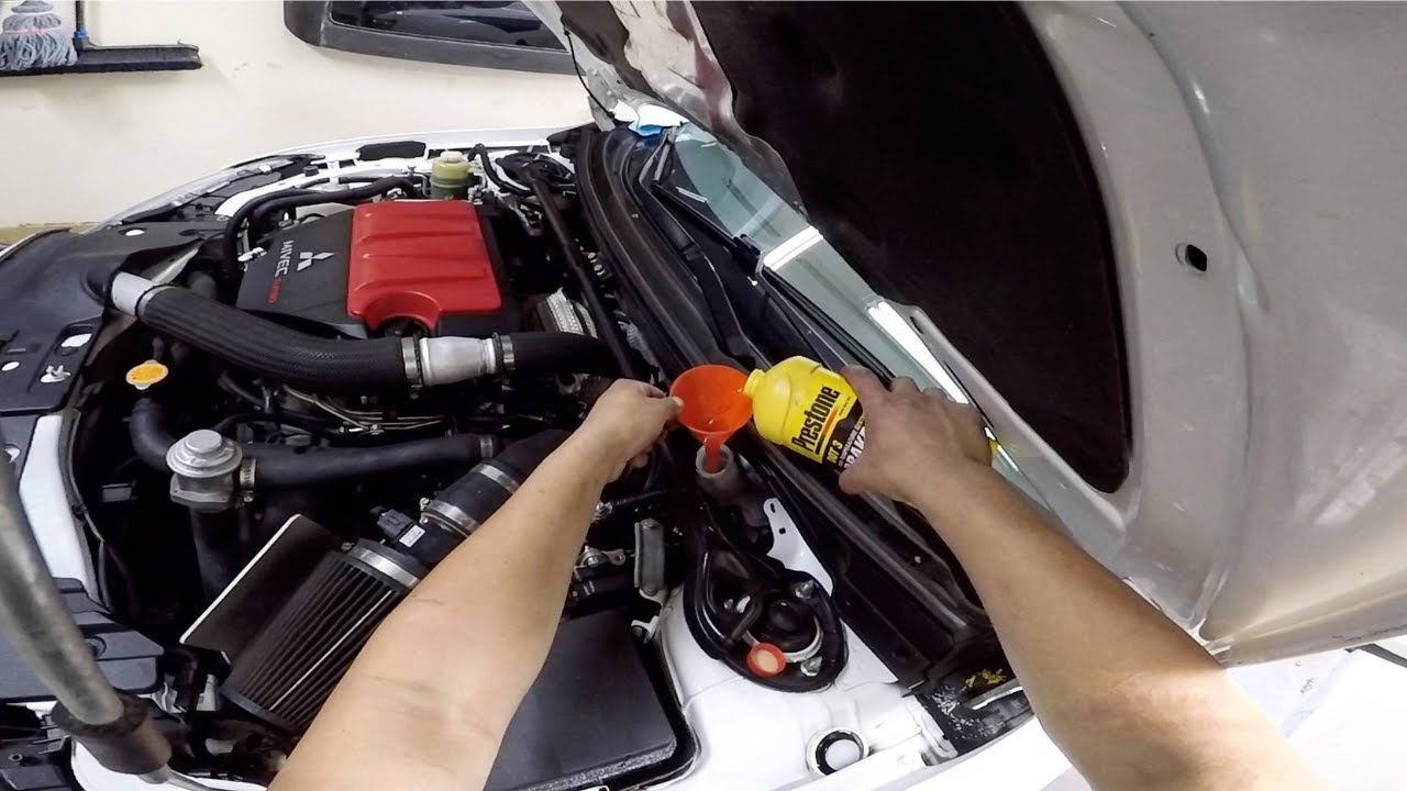 How to bleed Evo X brakes