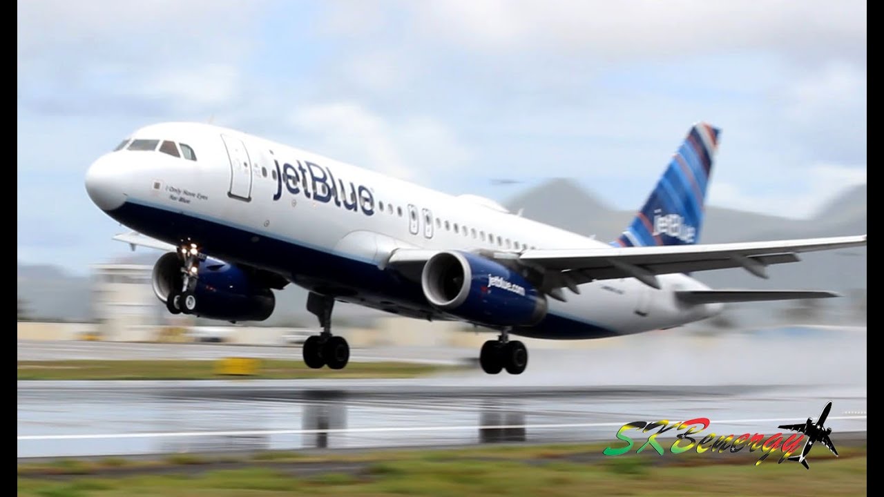 JetBlue A320 Double Runway 28 departure @ St. Maarten !!!! (wet and dry)