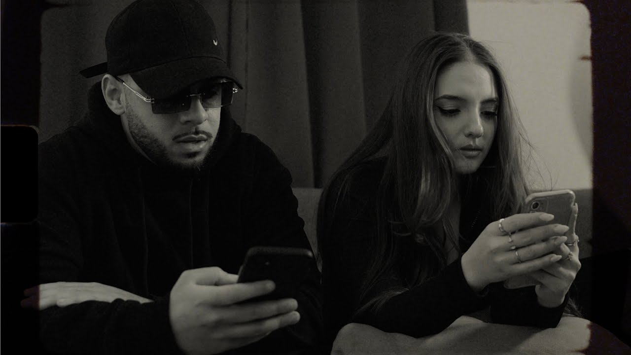 Mar&iacute;a Gil Ft. Asdin - JUNTOS (Videoclip Oficial)