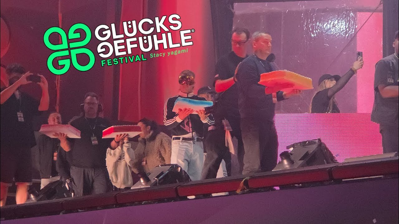 4k60fps | Steve Aoki Cake Face (Cake Throw) @ Glücksgefühle Festival 2025 (Fan POV - First Row)