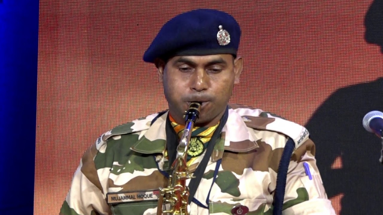 Constable Mujammal Haq of ITBP presents 'Ae mere watan ke logon' instrumental