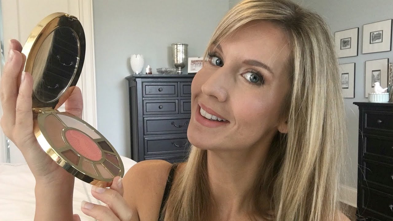 Perfect Travel Palette | TARTE Showstopper Palette | Review & Swatches