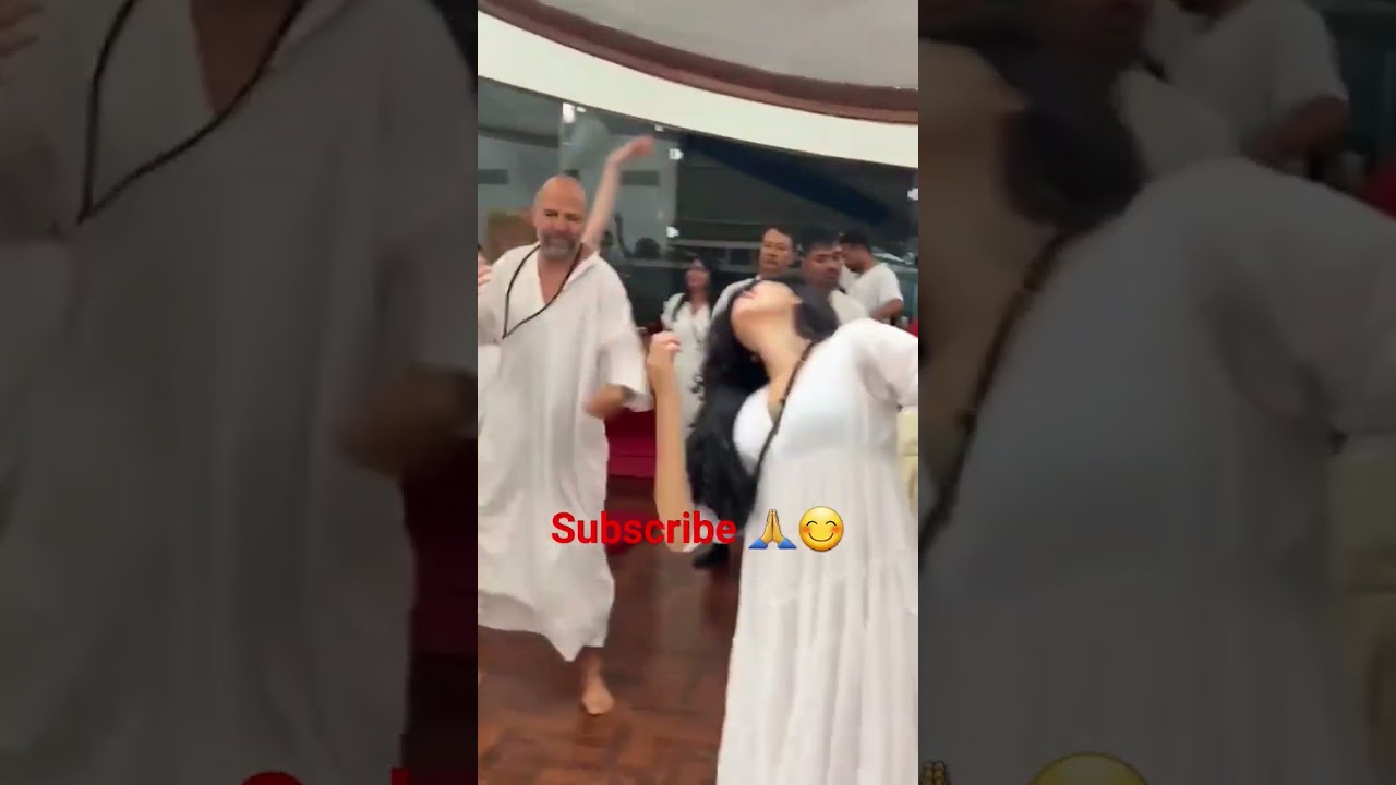 Osho Sannyasins Celebrating Kabir Bhajan at Osho Tapoban 🙏😍 #osho #meditation #dance