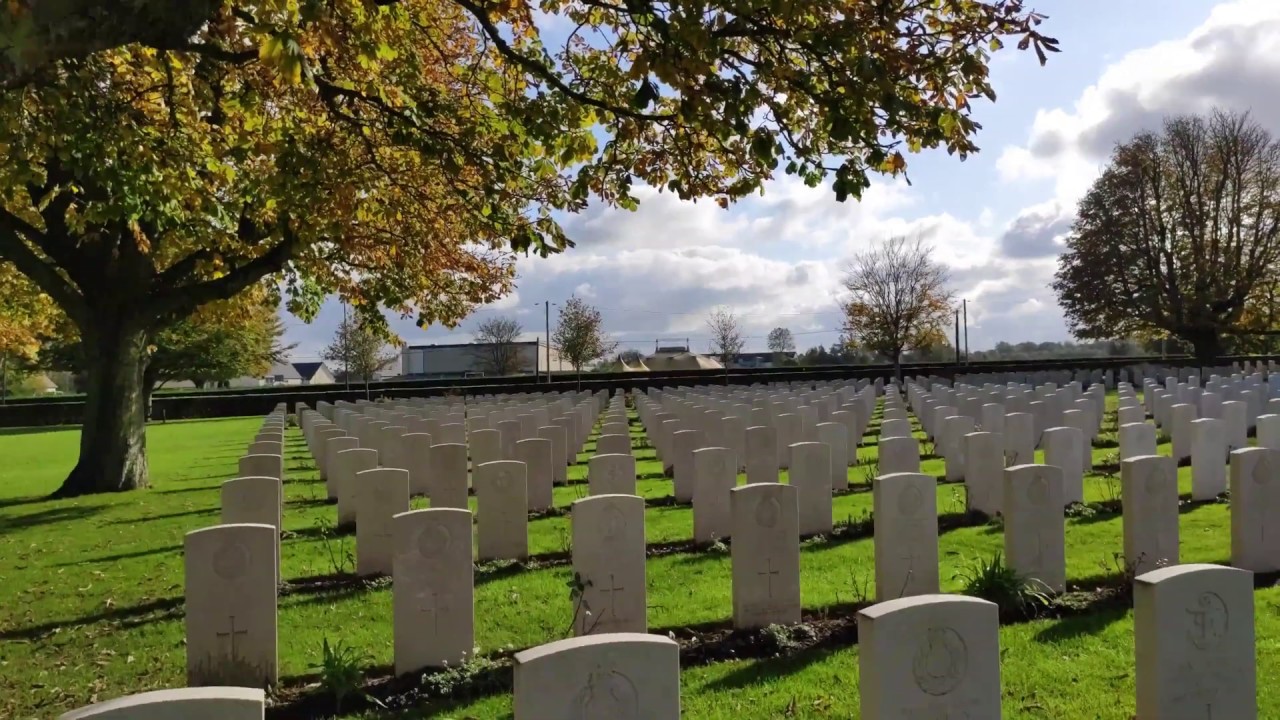 City tour of Bayeux, Normandy (France)