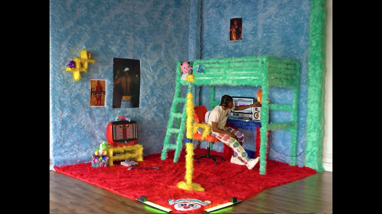 Uzumaki Gallery presents: Kenneth Cash - Stickyola