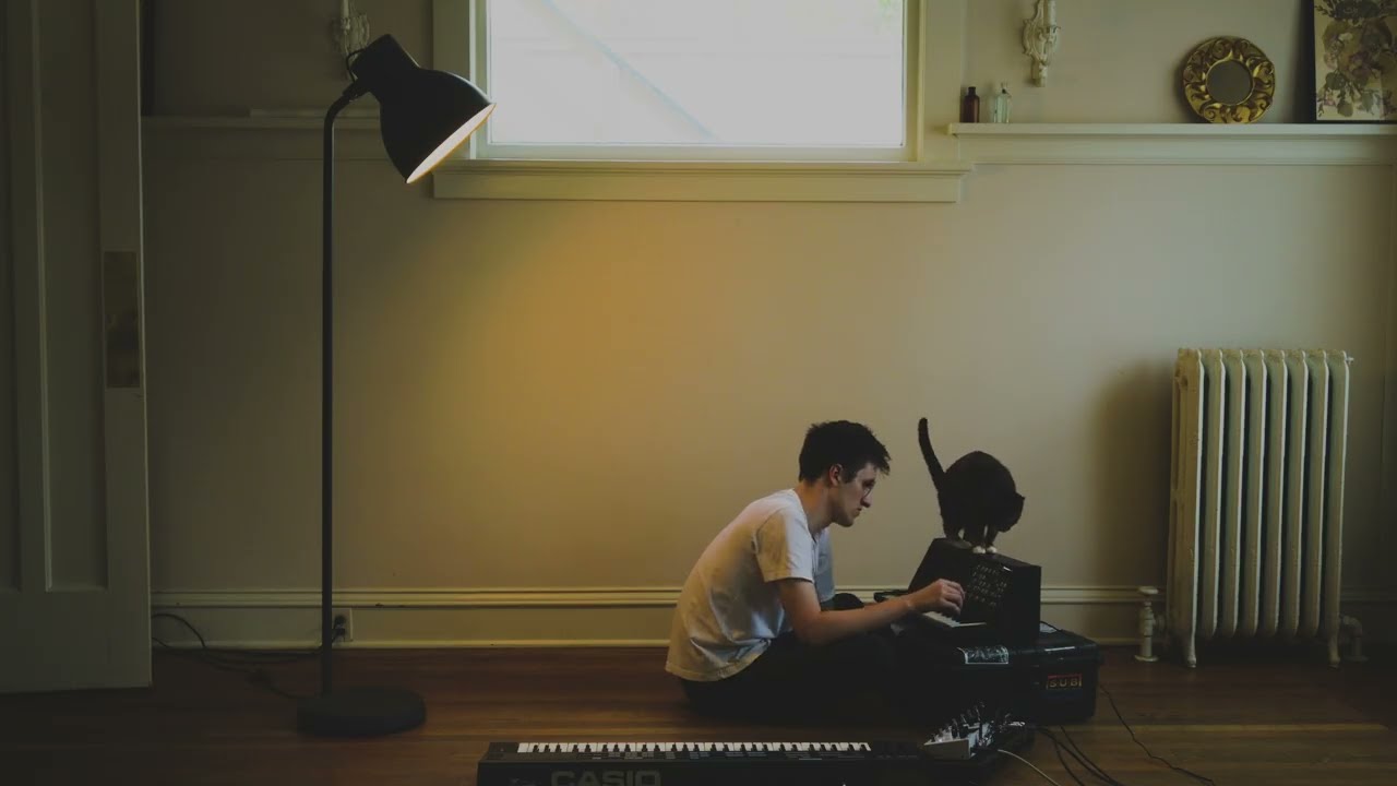 soft melodies in g major, with reverb.